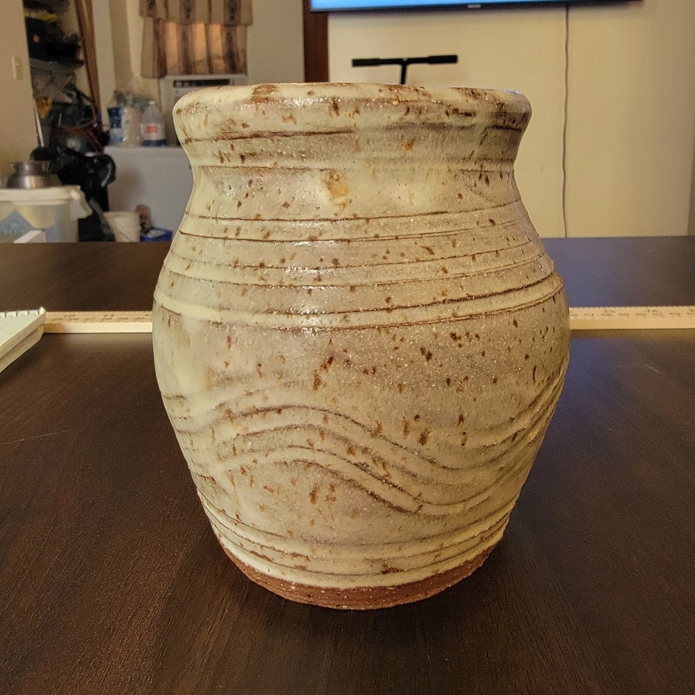 Pottery Signed EMN